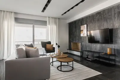 Image de Elegant 3br Apartment at Teal Faliro House