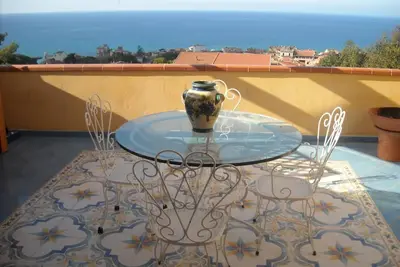 Cerasella Apartment with private terrace and sea view