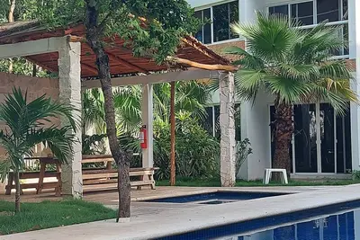 Image de Beautiful and spacious 2 bed 2 bath condo w\/pool