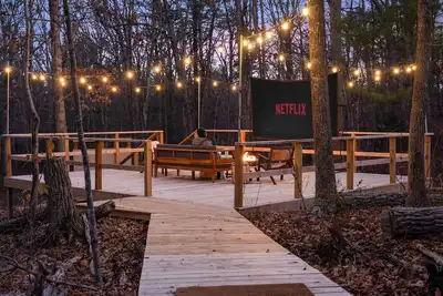 Image de Outdoor Theatre | Hot Tub | Fire Pit | Dogs