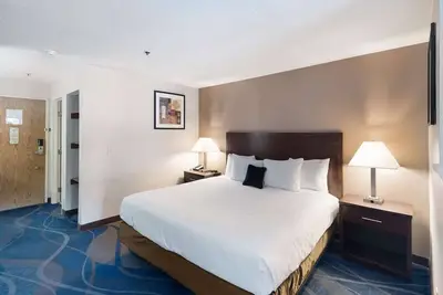 Image de Your Relaxing Getaway Awaits! Family-friendly unit awaits! Free Breakfast!