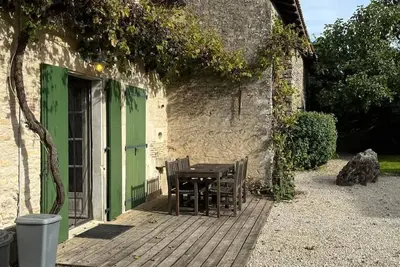 Image de Delightful property, large garden, heated pool, great place for a family holiday
