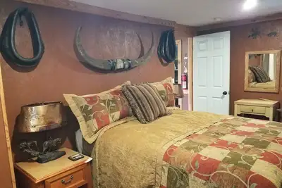 Image de Rustic Rural Cabin