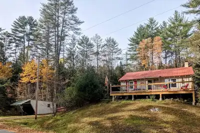 Image de Cozy Adirondack Cabin w/ Deck [~15 minutes to Gore Mountain]