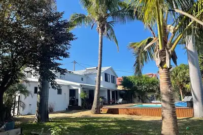 Image de La Villa Jujubes avec piscine chauffée - 5 chambres spacieuses