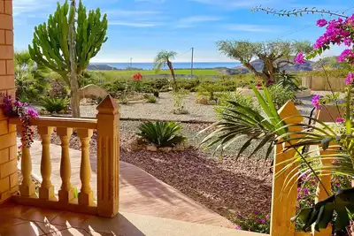 Image de 5mn Plage, Piscine, Vue Mer, Jardin exotique, Climatisée, Idéal Familles.