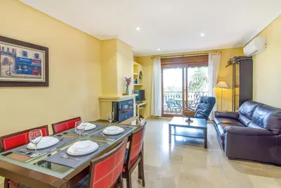 Appartement confortable de 2 chambres à.