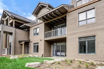 Image de Vivi's 3 bedroom condo - Mont-Tremblant Verbier