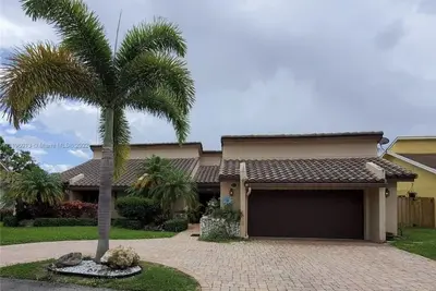 Image de Amazing Updated Home to Relax and Enjoy