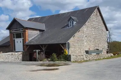 Image de Charming 2-Bed Cottage within Barn in Merinchal