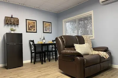 Image de Rejuvenation Cottage -Wine Country Tranquility