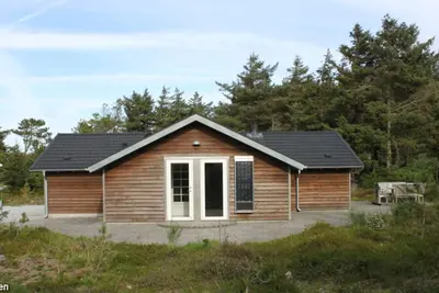 Image de Helles und Geräumiges Ferienhaus mit Vielen Annehmlichkeiten