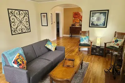 Image de Dee's Cottage, Central, Entire Home, Pet Friendly.