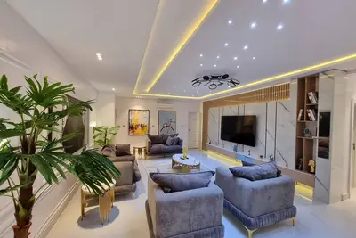 Image de Fully-furnished three-bedroom condo in Banana Island, Lagos