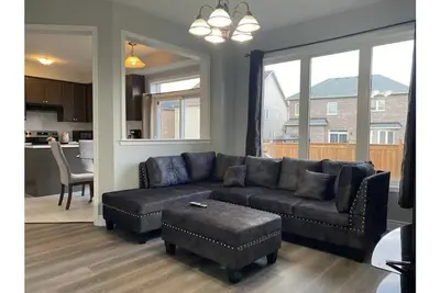 Image de Cheerful home /Brantford college