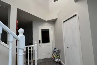 Image de Kkn Cozy room in Sw Calgary