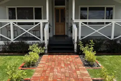 Image de Cottage styled home in Cbd