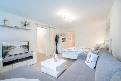 Image de Herzlich Wollkommen in Unserer Luna!