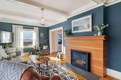 The Hollywood House - Awesome Location in Ne Pdx!