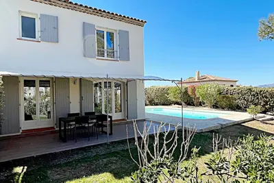 Image de Golf de Pont Royal Villa climatisée 3 chambres Piscine chauffée Parking Garage