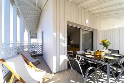 Image de Ravissant Appartement idéalement situé - Piscine – Climatisation