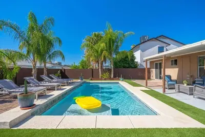 Event Epicenter, Heated Pool, Game Room, Near Stadium