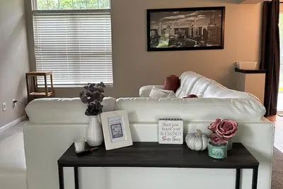 Image de Stellar 4 bedroom home, newly renovated in Ankeny