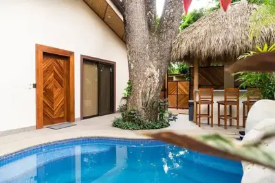 Image de Luxury Villa w Private Pool + Bbq ✦ Classy Palms 2