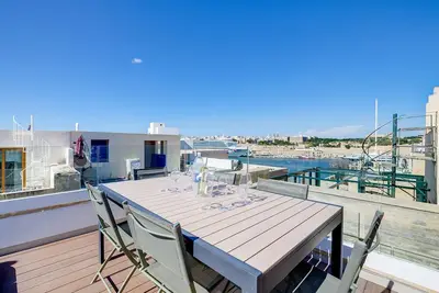 Image de Traditional Maltese Townhouse wt Terrace and Pool