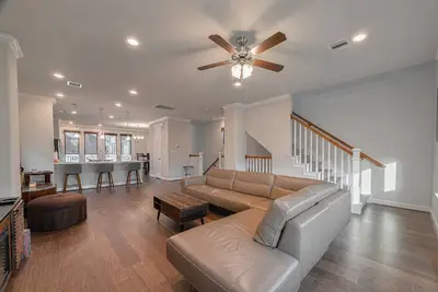 Image de Quiet Luxury Gated Community