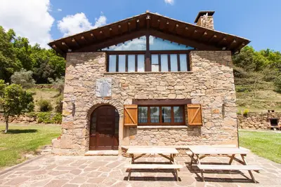 Image de Beautiful restored farmhouse with spectacular views