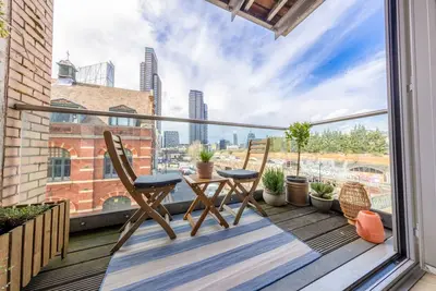 Image de Appartement-Appartement-Sdb privée avec douche-Vue ville