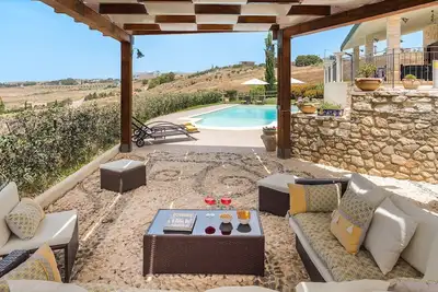 Image de My Rental Homes - Villa Carousel with sea view, pool and and large terraces