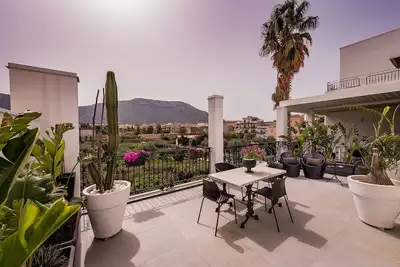 Image de My Rental Homes - Casa Maurus cozy apartment with terrace near the sea