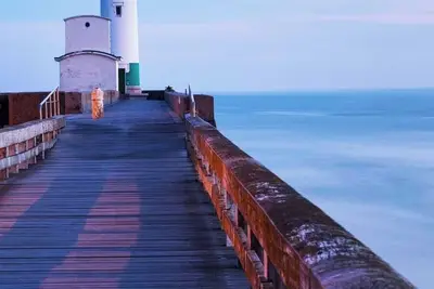 Image de plaisir en baie