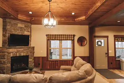 Image de Woodlands & Wildlife Suite: Luxury, Lodge Suite in Amish Country, Ohio