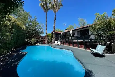 Image de {The Cessna Lookout} +Pool +Hot Tub +Ev Charger