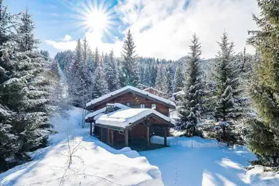 Image de Découvrez Les 3 Vallées | Chalet Privé + Jacuzzi