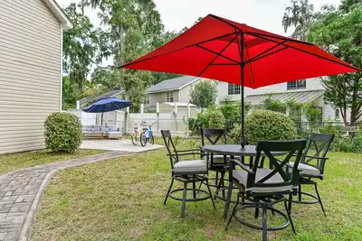 Image de Lovely home extremely close to Parris Island!