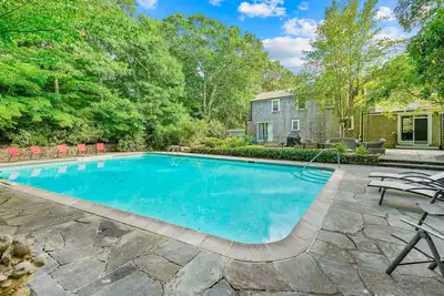 Image de 5bd Tranquil Falmouth Breeze Escape w/ Pool
