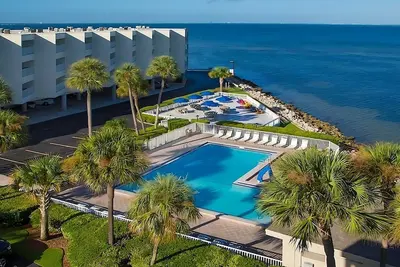 Image de Scenic Tampa Escape! Balcony w/ Bay View, Outdoor Pool & Free Parking!