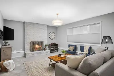 Image de Great Deals on Summer Stays!