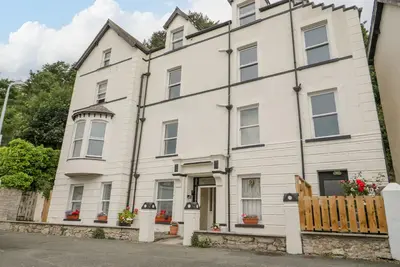 Image de Top Floor, country holiday cottage, with a garden in Llandudno