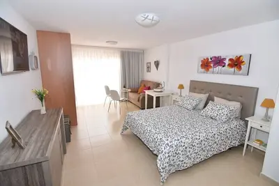 Image de Estudio Natalia Vacational Home with terrace and u