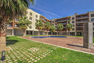 Esquirol 3c Apartment