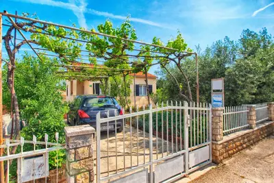 Image de Apartment 1365/55227 (Istria - Pula), 1500m from the beach