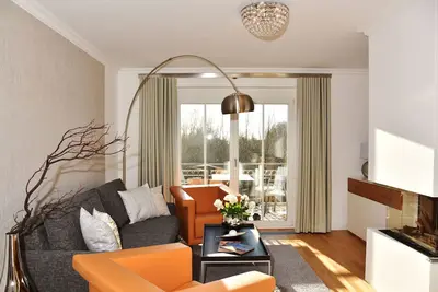 Image de Exclusive vacation apartment Weststrand in Zingst, 2nd floor, directly on the beach