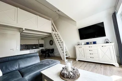 Image de Modern vacation apartment in the first row on the beach of Zingst with balcony