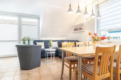 Image de Modern vacation apartment in the first row on the beach with balcony in Zingst