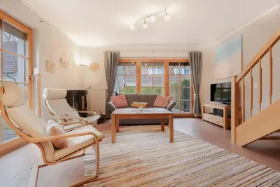 Image de Comfortable terraced house with terrace, garden and pool in the Freesenbruch vacation park